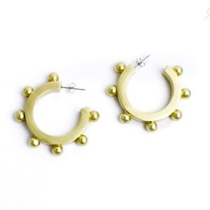 Sunshine Tienda Gold Metallic Bead Hoops